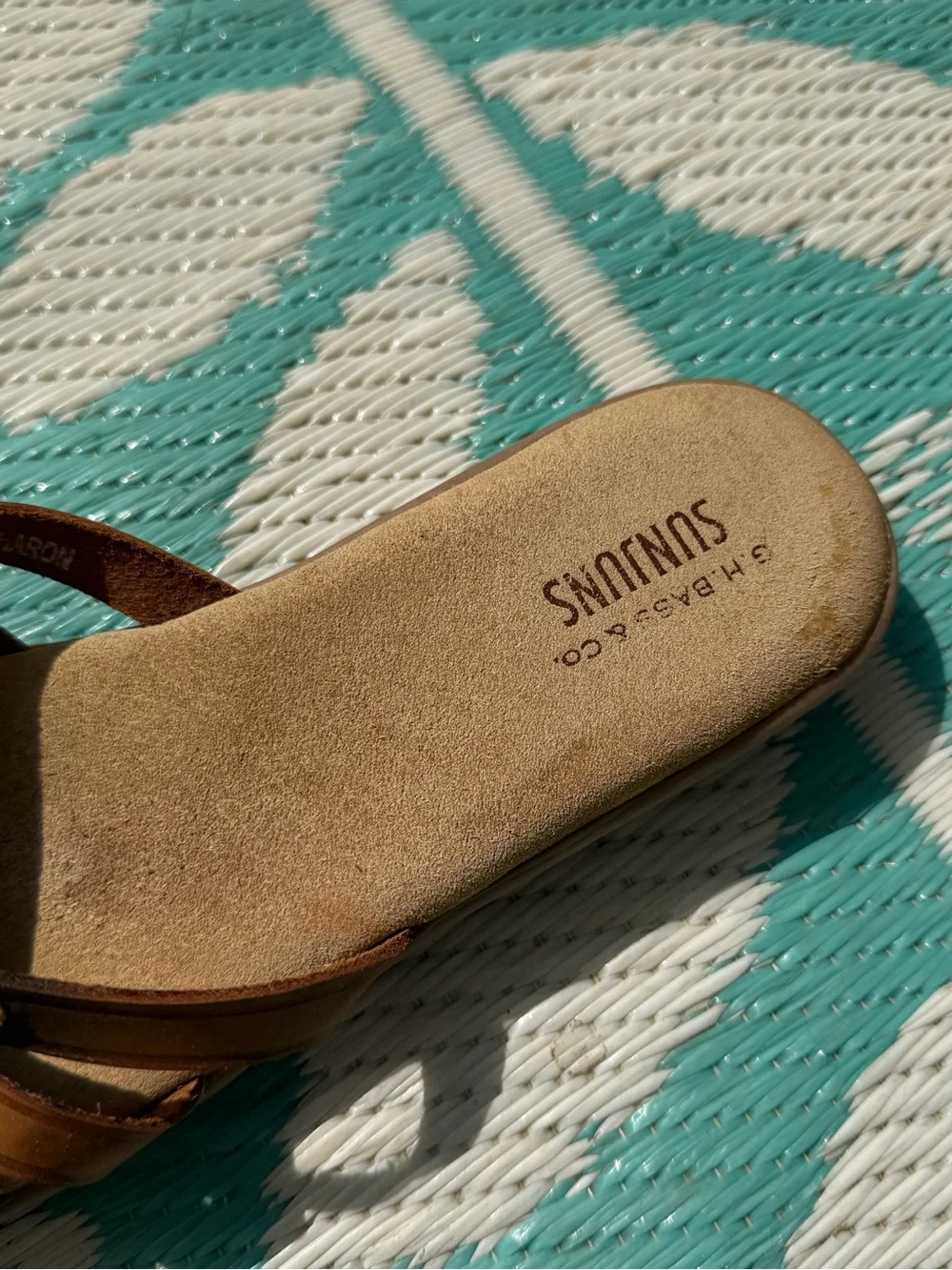 GH Bass SunJun Sharon fisherman leather suede flip flop vintage size 8